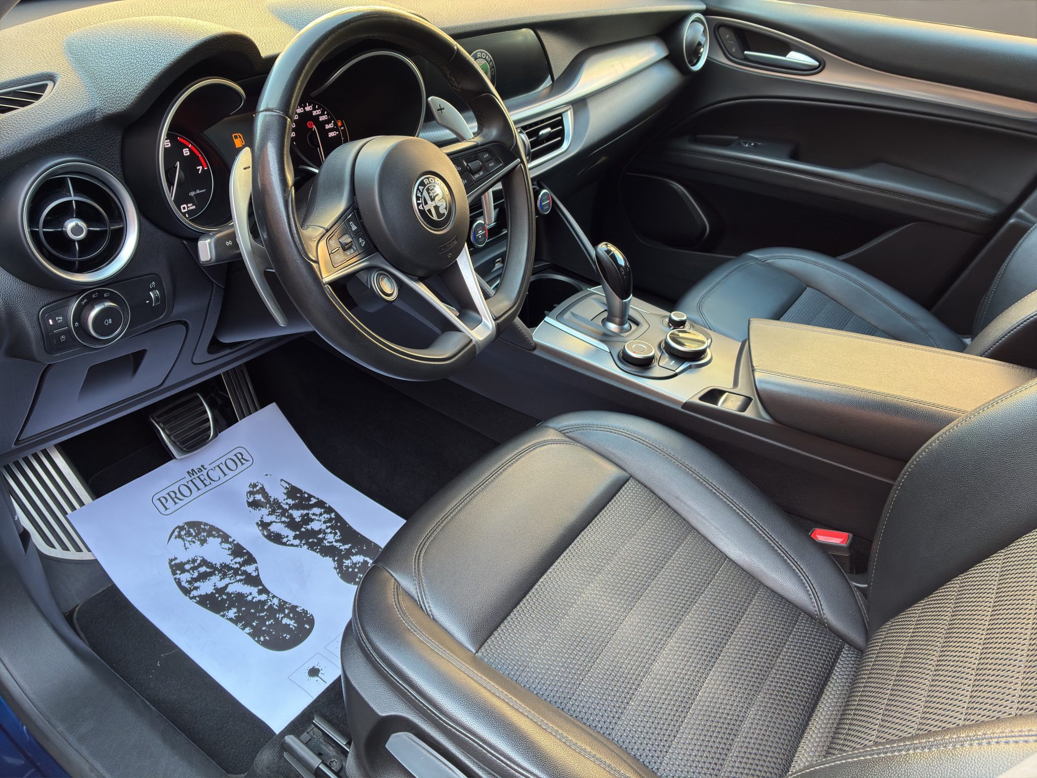 ALFAROMEOSTRLVIO2020BENZINA_09_converted